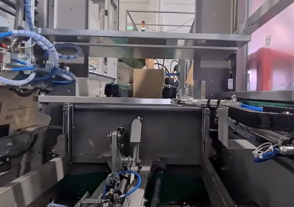 湿水牛皮纸开箱机-水溶性湿水胶带机-可湿水胶带开箱机