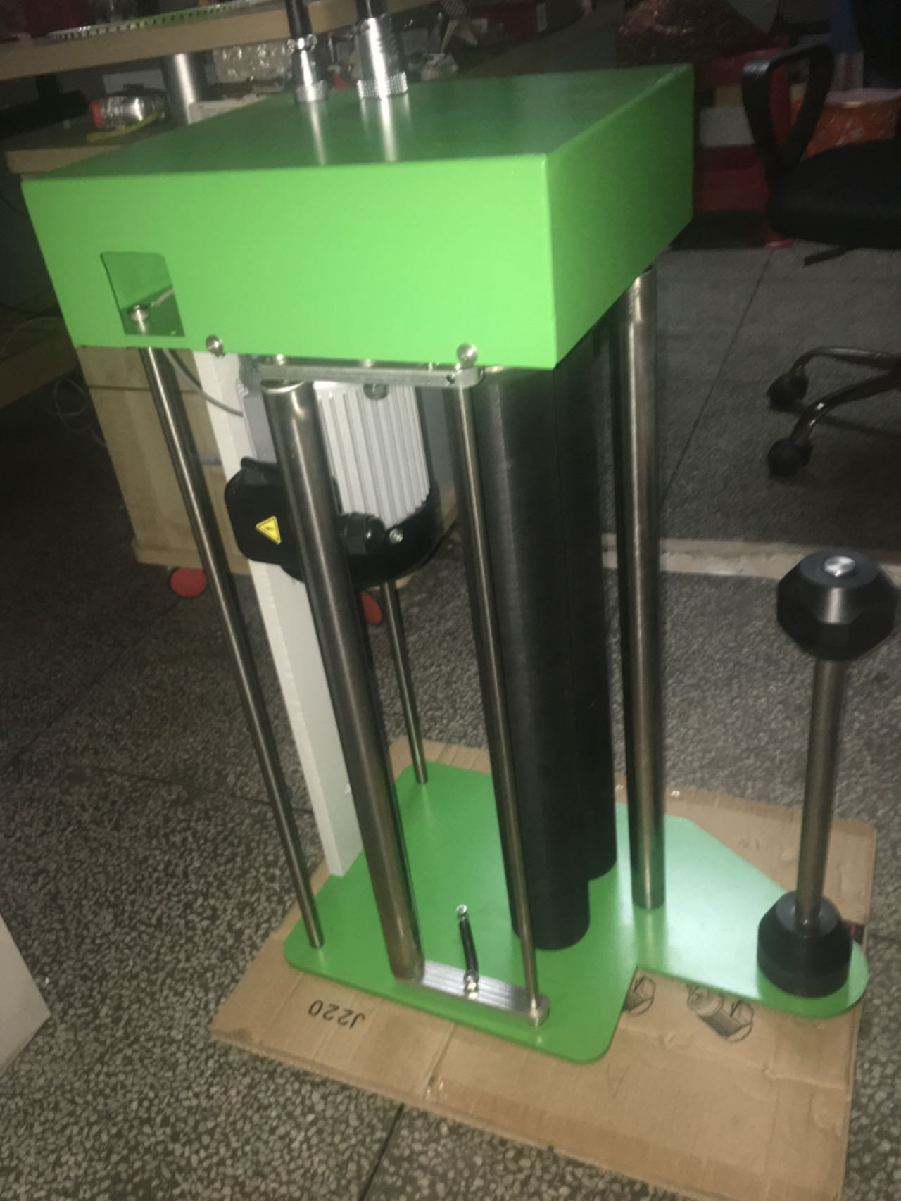 断膜式膜架-立柱升降式膜架